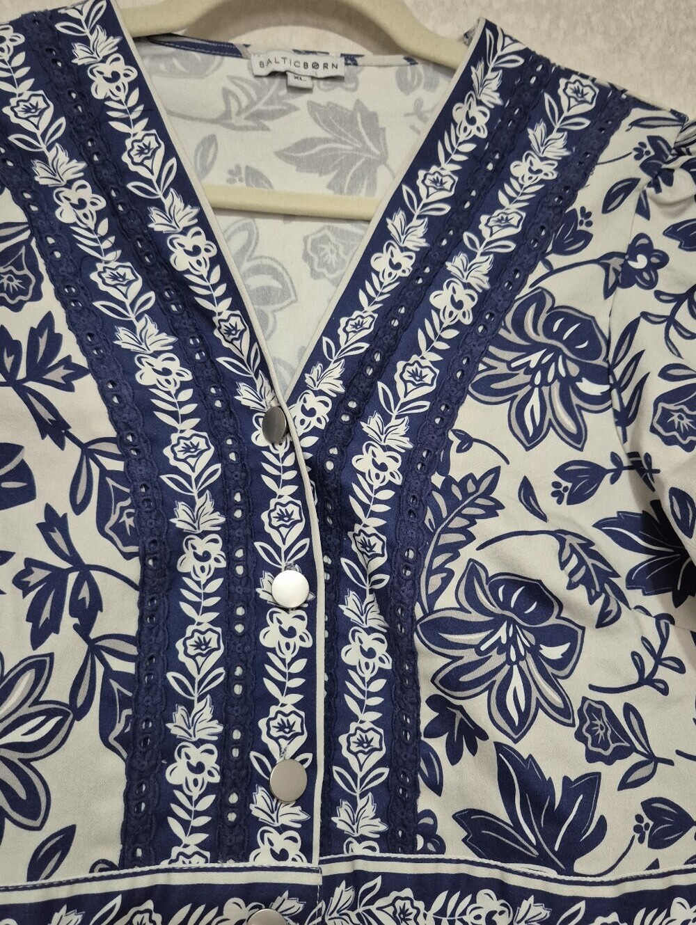 Baltic Born Navy and White Floral V-Neck Short Romper..Size:XL - Picture 10 of 16